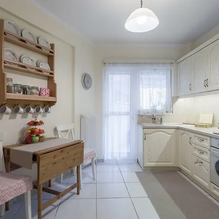 Cozy Gem 2br - 200mbps - 10 Min To Acropolis By Subway *